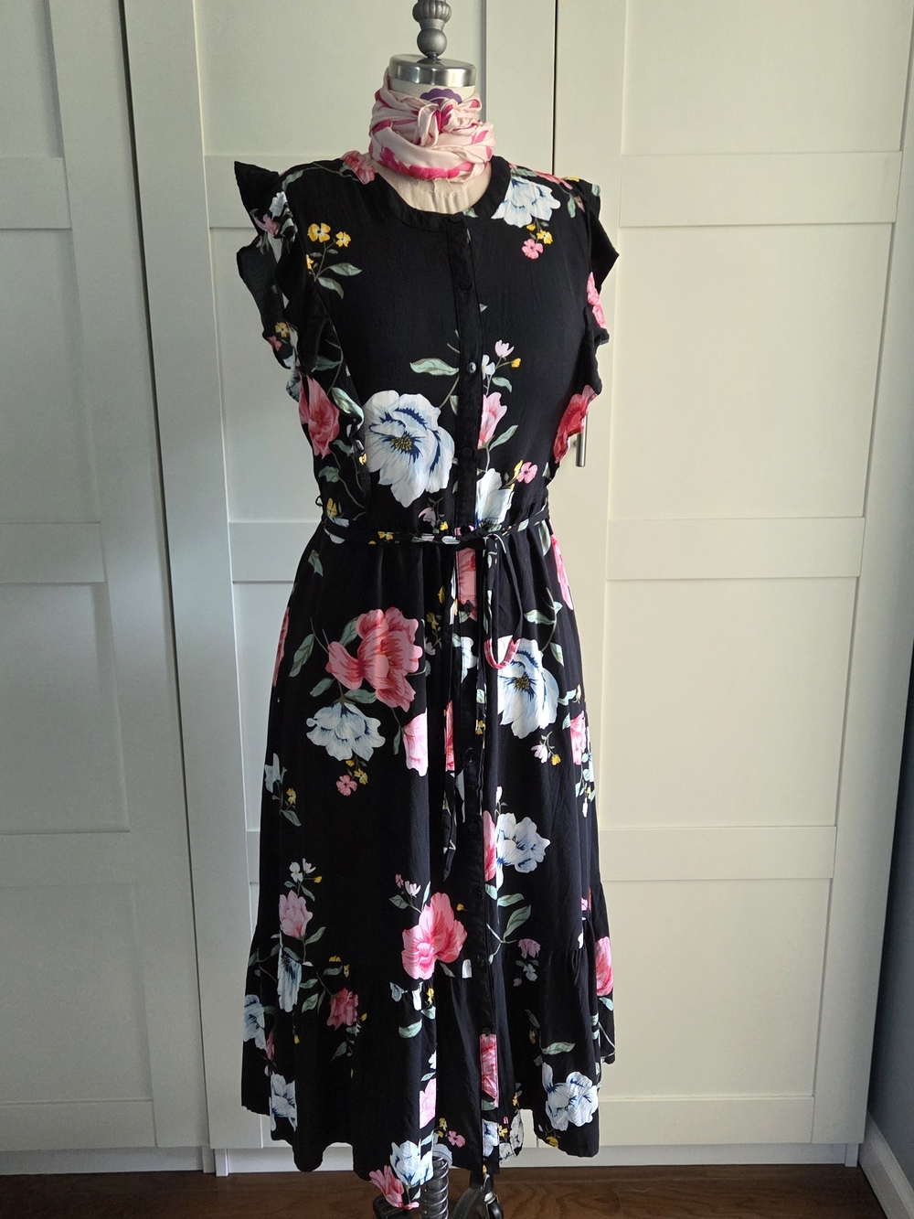 Source Unknown Floral Rayon Dress in Black, Pink and Yellow